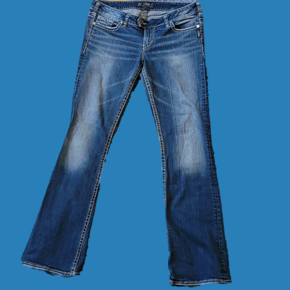Sliver jeans womens tuesday. Size: W33/ L35